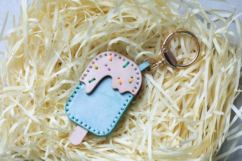 Schokoladen-Eis-Schlüssel-Halter Keychain Geldbörse Charme-Echtes Leder Tote Charme von TangentLinearLeather