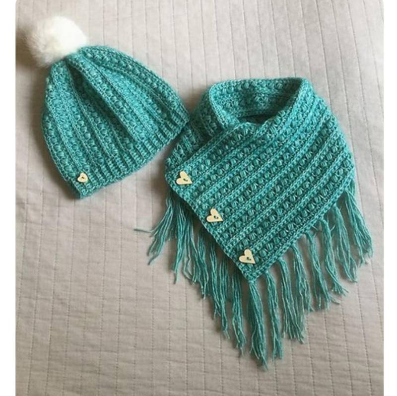 Schal Und Passenden Lose Mütze Schal Und Passenden Lose Mütze von TanglezbyRebecca