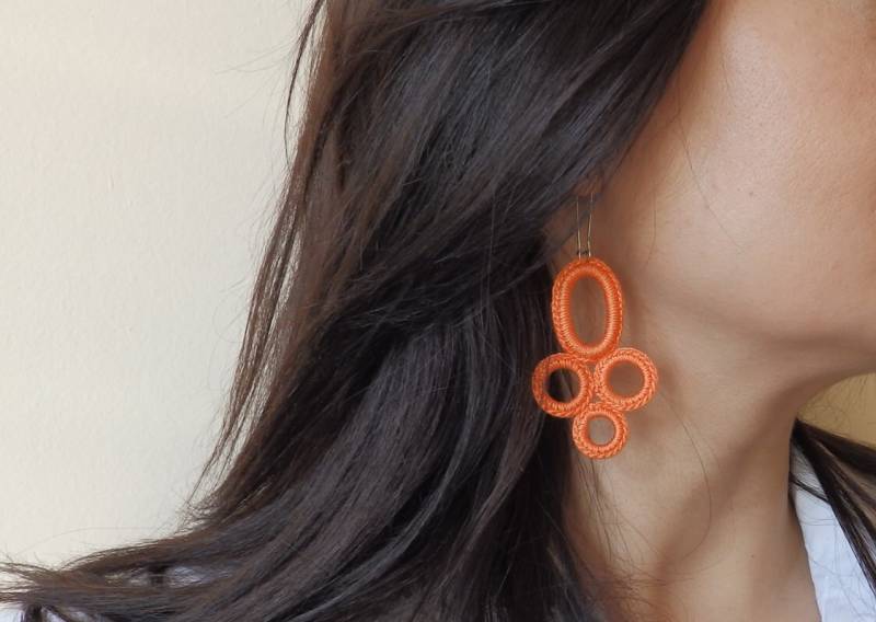 Gehäkelte Orange Baumeln Jeden Tag Ohrringe, Mode Häkeln Textilschmuck von TaniaNeedleArt