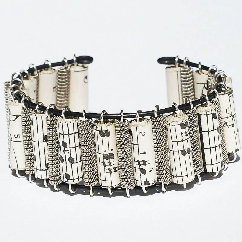 Gitarre Saiten Armband - Silber Notenpapier Perle Schmuck, Musik Geschenk, Manschette Armband, Gitarrist von Tanith