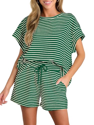 Tankaneo Damen Zweiteiler Kurzarm Lounge Set Sommer Outfits Gestreifte Lockere Pyjama Set Hausanzug Rundhalsausschnitt T Shirt mit Shorts von Tankaneo