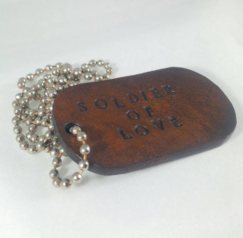 Leder Hundeanhänger Halskette, Schlüsselanhänger, Militär Schlüsselanhänger Kostenlose Personalisierung - Original Einzigartiges Geschenk Leder Hundeanhänger Halskette, Schlüsselanhänger, Militär Schlüsselanhänger Kostenlose Personalisierung - Original Einzigartiges Geschenk von TannerySouthLeather