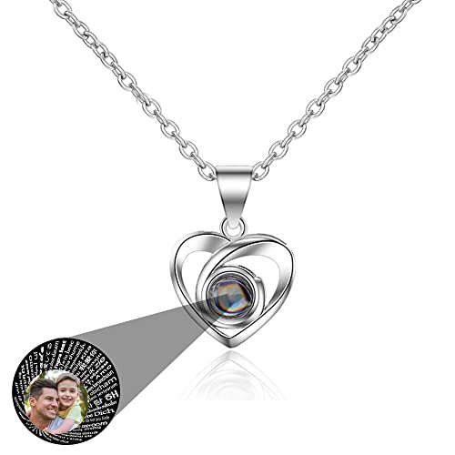 TantricBliss Personalisierte Projektion Kette mit Foto für Frauen - Benutzerdefinierte Foto Liebe Herz Projektion Anhänger Schmuck Memorial Geschenke für Frau Freundin Mutter Tochter TantricBliss Personalisierte Projektion Kette mit Foto für Frauen - Benutzerdefinierte Foto Liebe Herz Projektion Anhänger Schmuck Memorial Geschenke für Frau Freundin Mutter Tochter von TantricBliss