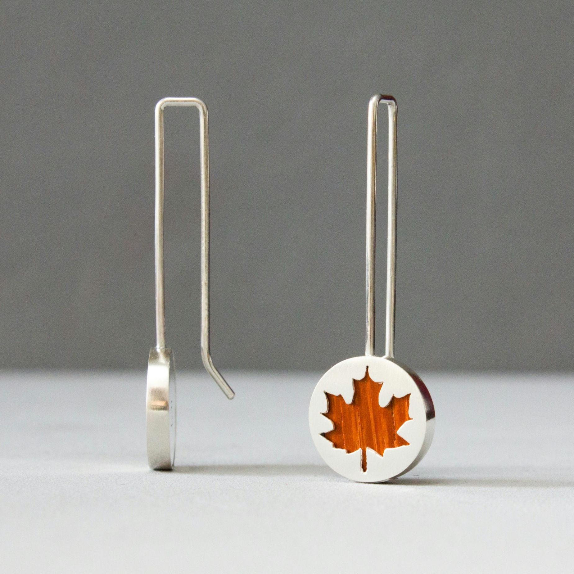 Geschenk Für Sie, Holz Und Silber Blatt Ohrringe, Handgefertigte Natur Inspirierte Schmuck, Einzigartiges Frau Geschenk Für Sie, Holz Und Silber Blatt Ohrringe, Handgefertigte Natur Inspirierte Schmuck, Einzigartiges Frau von TanukDolotovaJewelry