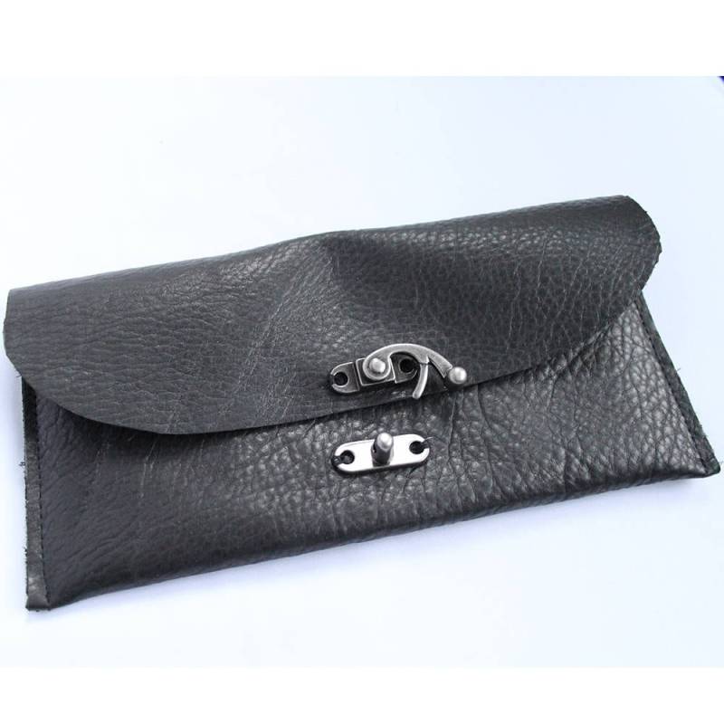 Schwarzes Leder-Clutch Schwarzes Leder-Clutch von TanyaWuDesigns