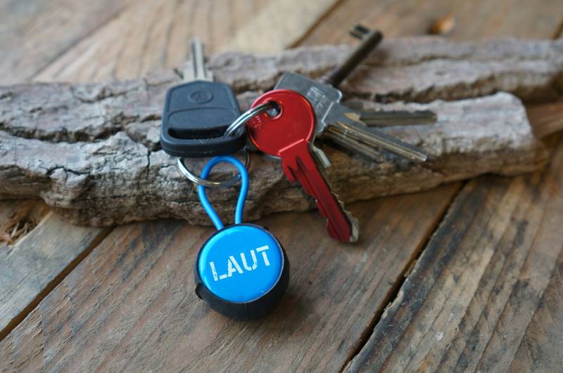 Kronkorkenschlüsselanhänger "Viva Con Agua Laut" von TanzaufRuinen