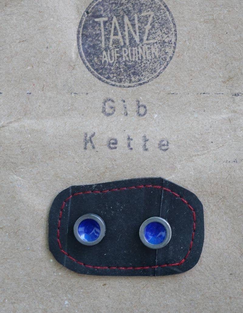 Upcycling Ohrstecker Aus Fahrradkette Und Nagellack "Blau" Upcycling Ohrstecker Aus Fahrradkette Und Nagellack "Blau" von TanzaufRuinen
