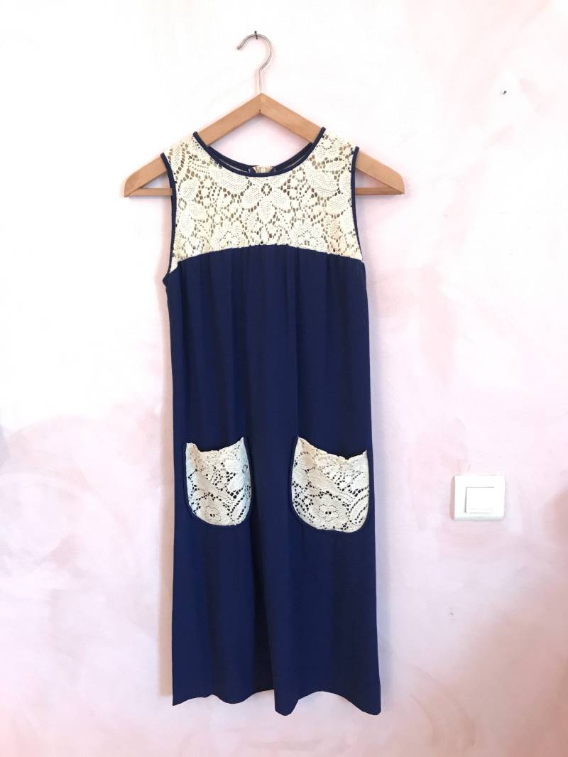 Dunkelblaue Kleid 60Er Jahre Dunkelblaue Kleid 60Er Jahre von TapouillonVintage