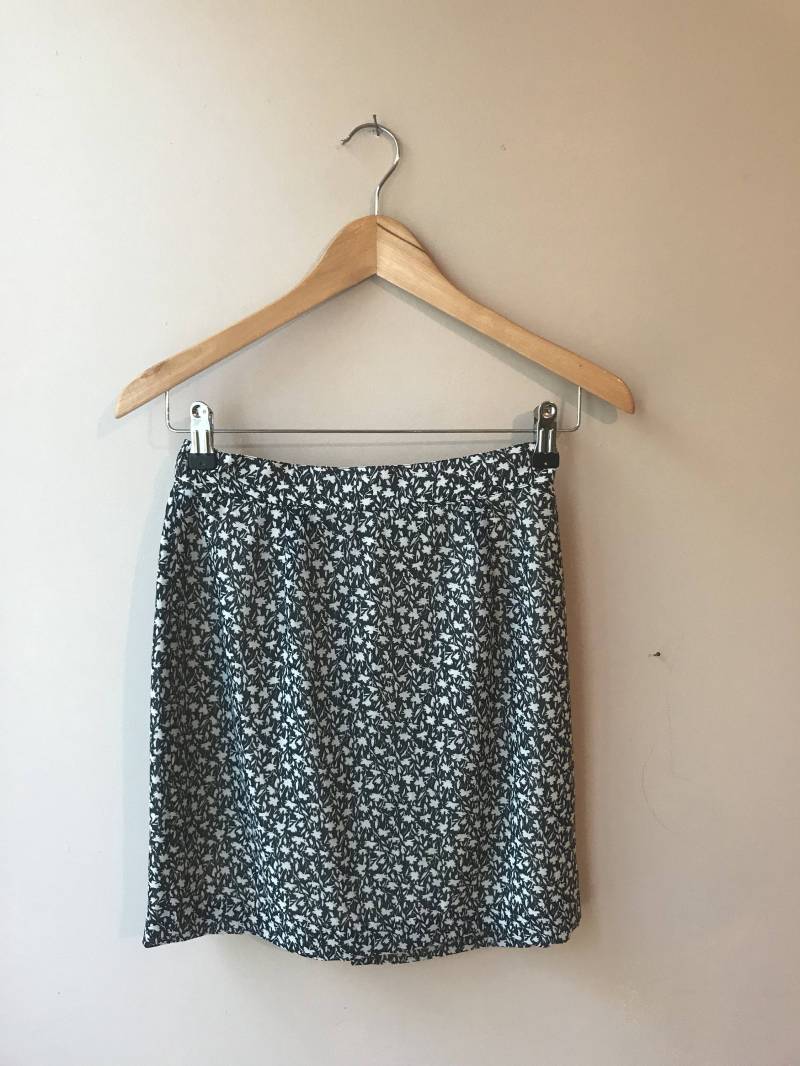 Mini-Rock Mit Blumen Mini-Rock Mit Blumen von TapouillonVintage