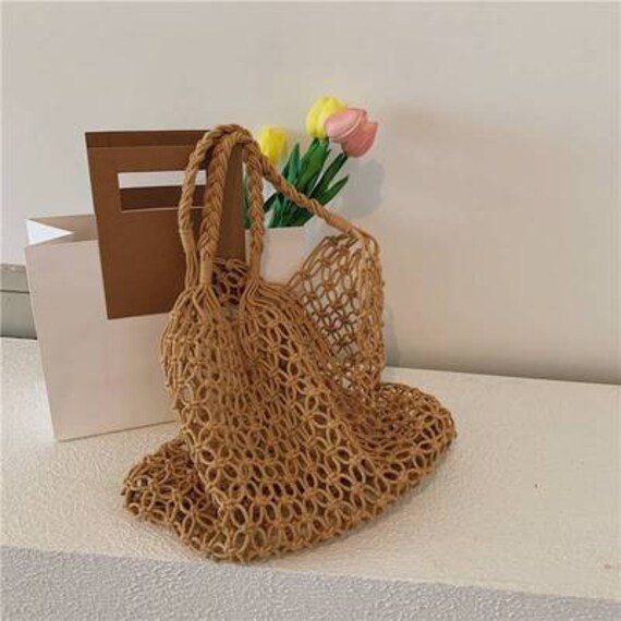 Strandtasche Reise Urlaub Handgemacht Stroh Gewebte Tasche 2022 Neu I Aushöhlen Große Netz Gewebte Schultertasche Für Frauen von TaraByfield