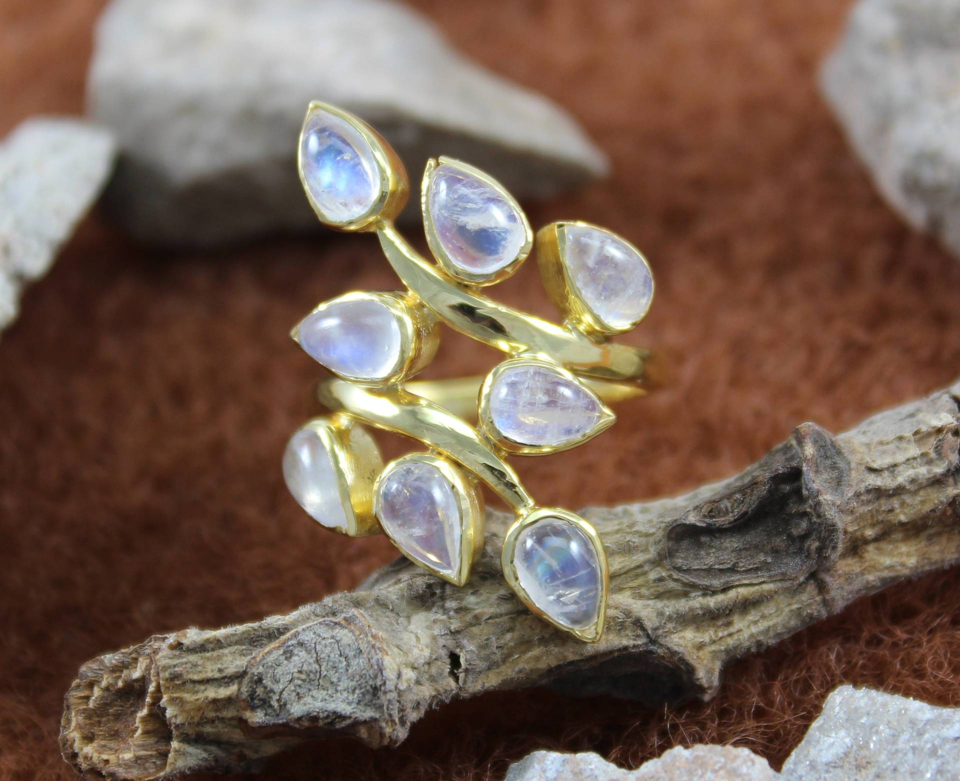 Mondstein Gold Vine Ring 925 Sterling Silber Blatt Ring von Tarageminternational