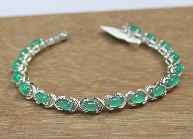 Grünes Onyx Cabochon Armband Handgemachtes 925 Sterling Silber von Tarageminternational