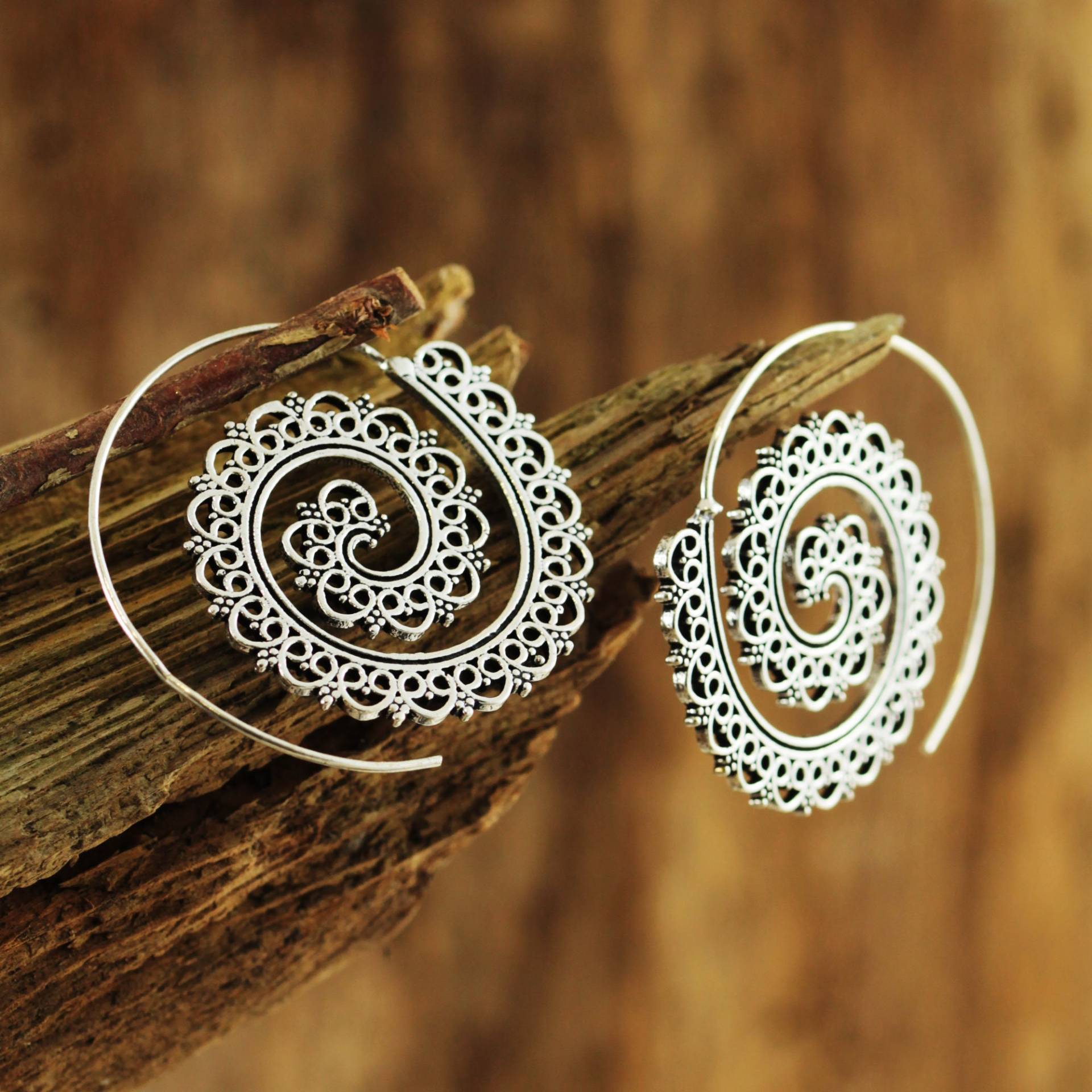 Creole Spirale Ohrringe, Boho Hippie Style, Vintage, Handarbeit, Schönes Schmuck Geschenk Creole Spirale Ohrringe, Boho Hippie Style, Vintage, Handarbeit, Schönes Schmuck Geschenk von TaramarShop