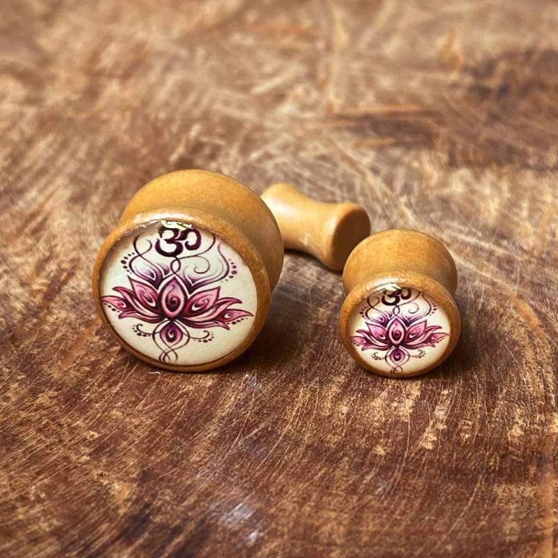 Tunnel Plug "Om" von TaramarShop