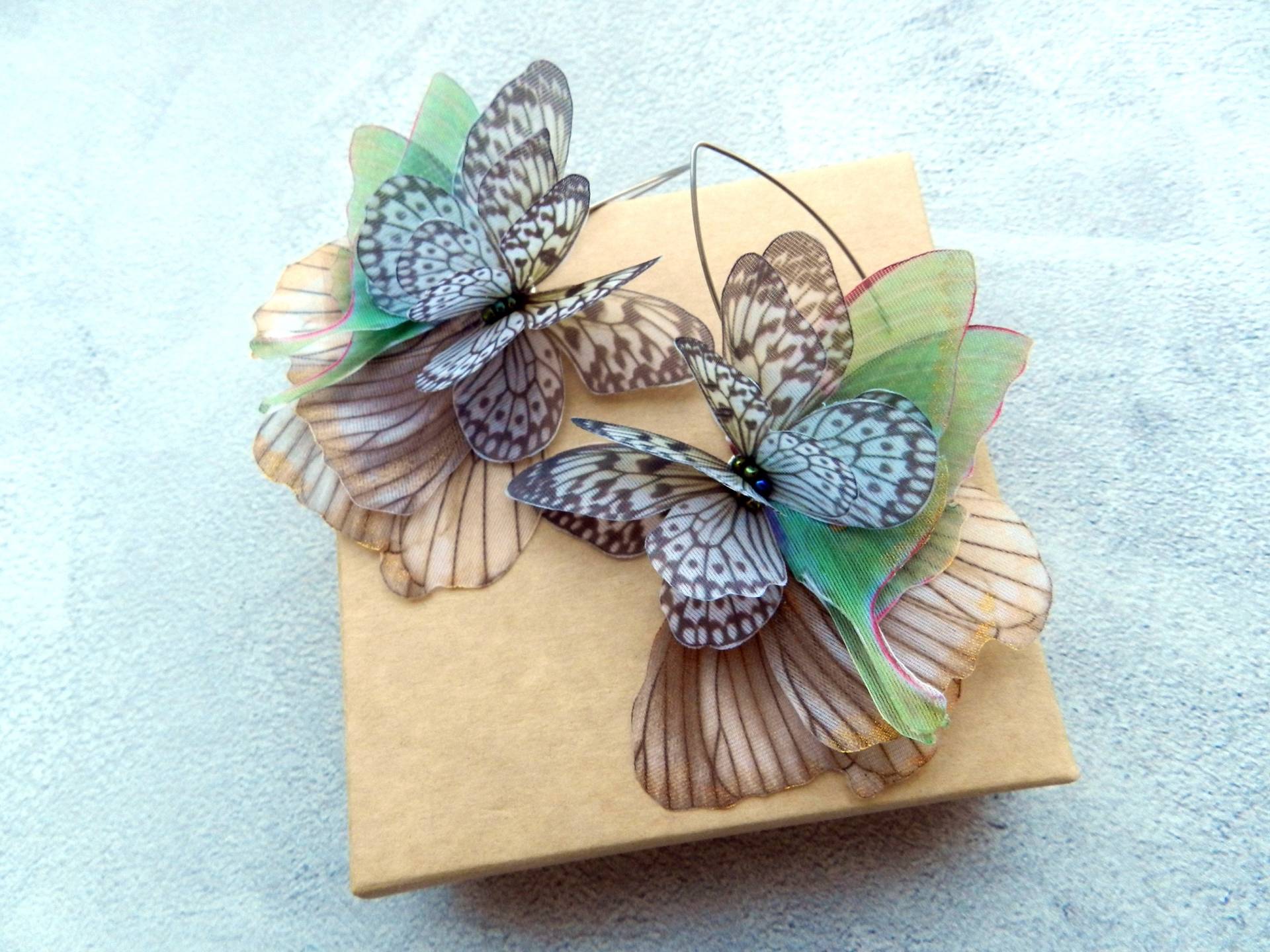 Seide Bunt Luna Motte Schmetterling Flügel Tropfen Ohrringe Frau Accessoires Geschenk Für Sie Seide Bunt Luna Motte Schmetterling Flügel Tropfen Ohrringe Frau Accessoires Geschenk Für Sie von TarnavskayaStudio
