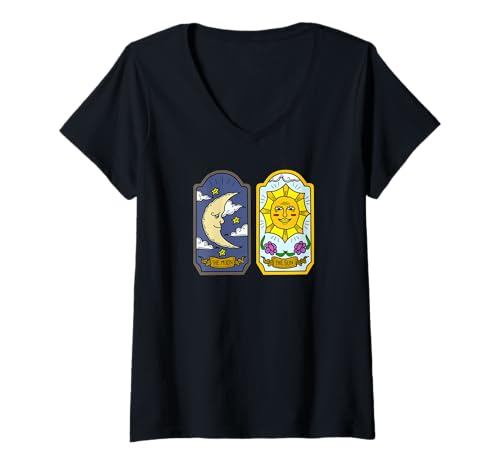 Damen Tarotkarte Shirt The Moon and Sun Tarotkarte Symbole Awesome T-Shirt mit V-Ausschnitt Damen Tarotkarte Shirt The Moon and Sun Tarotkarte Symbole Awesome T-Shirt mit V-Ausschnitt von Tarot Card Apparel Designs