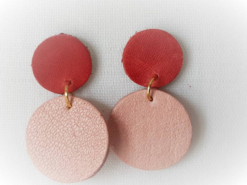 Rosa Leder-Ohrhänger von TaschenAccessoires