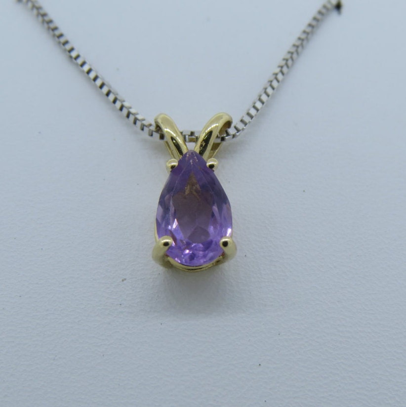 14K Gelbgold 0, 89 Ct | 8 X 6 Mm Amethyst Prong Set Birnenförmiger Anhänger/Teardrop Halskette Februar Birthstone Geschenk Für Sie 14K Gelbgold 0, 89 Ct | 8 X 6 Mm Amethyst Prong Set Birnenförmiger Anhänger/Teardrop Halskette Februar Birthstone Geschenk Für Sie von Tasiyanjewelrydesign