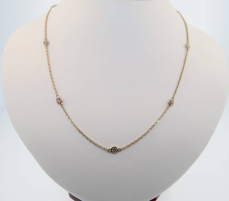 14K Rose Gold 0, 84 Karat Diamant Rohware Halskette 18 "Kette, Diamantkette, Diamant-Halskette, Diamant-Lünette Halskette, Layering 14K Rose Gold 0, 84 Karat Diamant Rohware Halskette 18 "Kette, Diamantkette, Diamant-Halskette, Diamant-Lünette Halskette, Layering von Tasiyanjewelrydesign