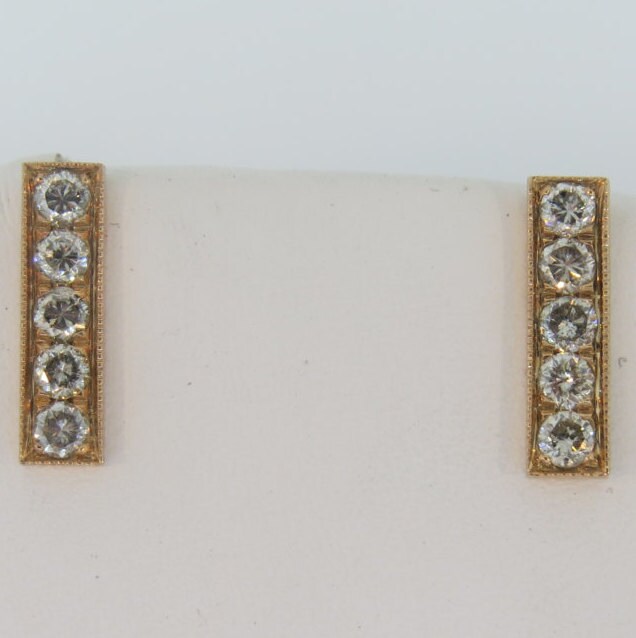 14K Rose Gold 0.91Ct Champagner Diamant Ohrringe/Micro Pave Bar Ohrstecker Ohrringe, Milgrain 14K Rose Gold 0.91Ct Champagner Diamant Ohrringe/Micro Pave Bar Ohrstecker Ohrringe, Milgrain von Tasiyanjewelrydesign