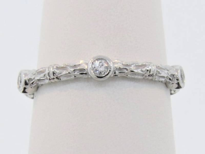 14K Weißgold 0, 14 Karat Diamantring/stapelring Eternity Band Jubiläumsring Diamant Ehering Versprechen Ring 14K Weißgold 0, 14 Karat Diamantring/stapelring Eternity Band Jubiläumsring Diamant Ehering Versprechen Ring von Tasiyanjewelrydesign