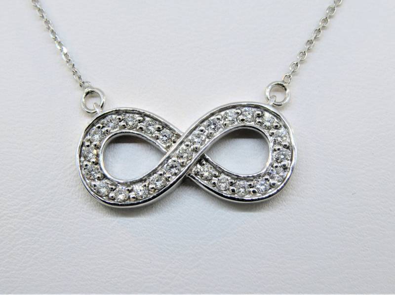 14K Weißgold 0, 48 Karat Diamant Infinity Anhänger, Criss Cross X Halskette, Geschenk Für Sie 16 "Kette 14K Weißgold 0, 48 Karat Diamant Infinity Anhänger, Criss Cross X Halskette, Geschenk Für Sie 16 "Kette von Tasiyanjewelrydesign