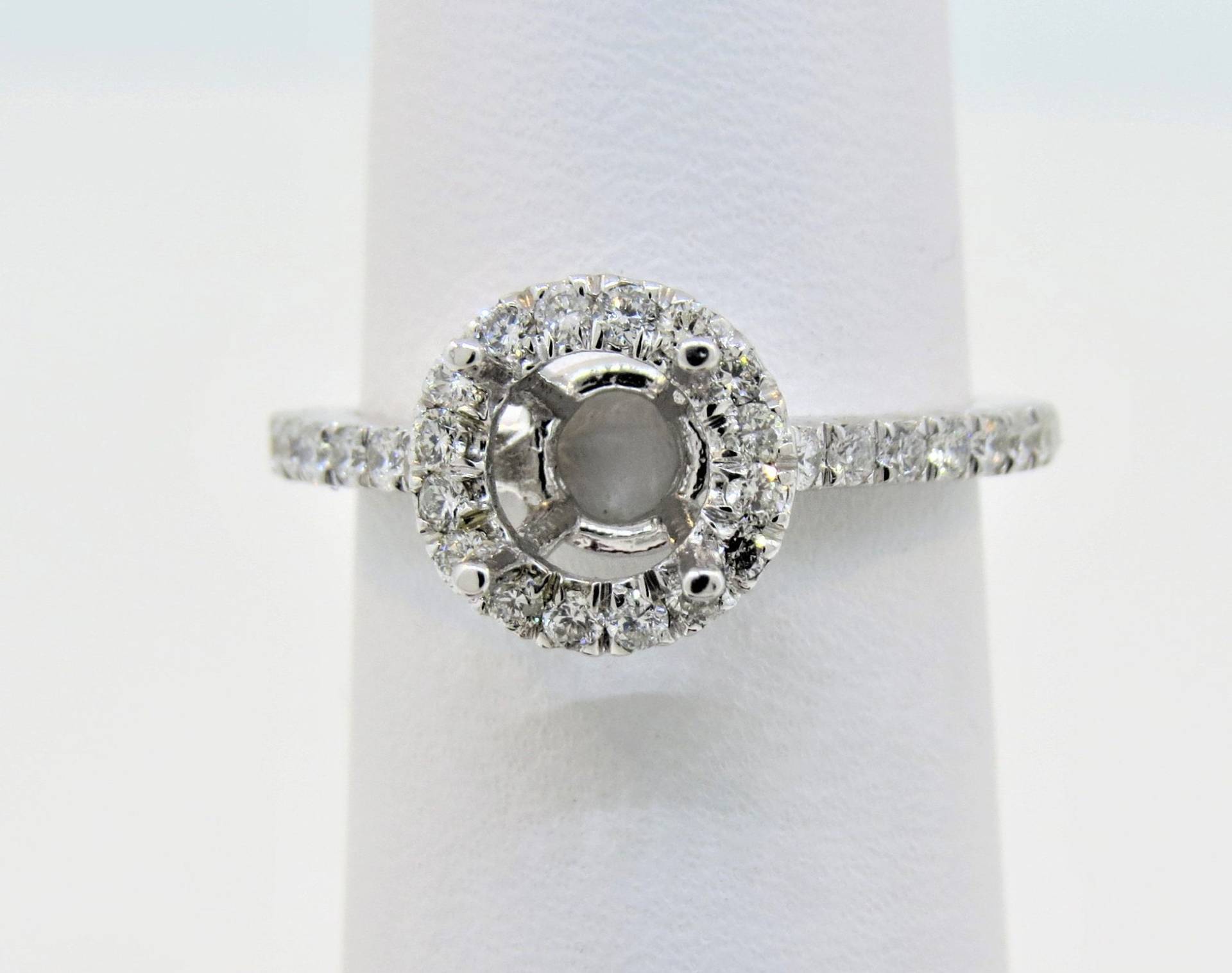 14K Weißgold Halo 0, 52 Karat Diamant Semi Mount Micro Pave Verlobungsring Jubiläumsring Stapelbarer Ring Geschenk Für Sie 14K Weißgold Halo 0, 52 Karat Diamant Semi Mount Micro Pave Verlobungsring Jubiläumsring Stapelbarer Ring Geschenk Für Sie von Tasiyanjewelrydesign