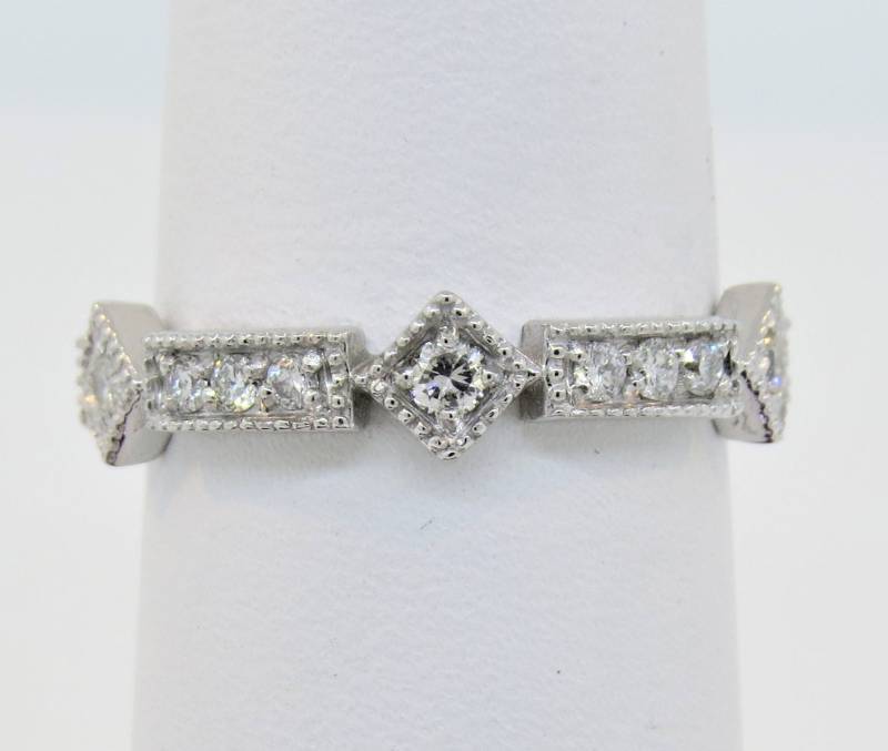 14K Weißgold Vintage Antik Stil 0.44Ct Diamant Milgrain Ehering/Eternity Band Jubiläumsring Stapelbarer Ring Versprechensring 14K Weißgold Vintage Antik Stil 0.44Ct Diamant Milgrain Ehering/Eternity Band Jubiläumsring Stapelbarer Ring Versprechensring von Tasiyanjewelrydesign