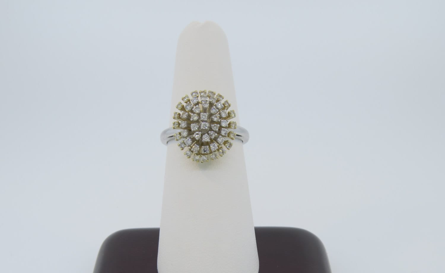 14K Zweifarbiger Gelb - Und Weißgold 0, 78 Karat Diamant-Blumenring, Cluster-Ring, Blumenring, Vintage-stil Ring, Jubiläumsgeschenk Ring 14K Zweifarbiger Gelb - Und Weißgold 0, 78 Karat Diamant-Blumenring, Cluster-Ring, Blumenring, Vintage-stil Ring, Jubiläumsgeschenk Ring von Tasiyanjewelrydesign