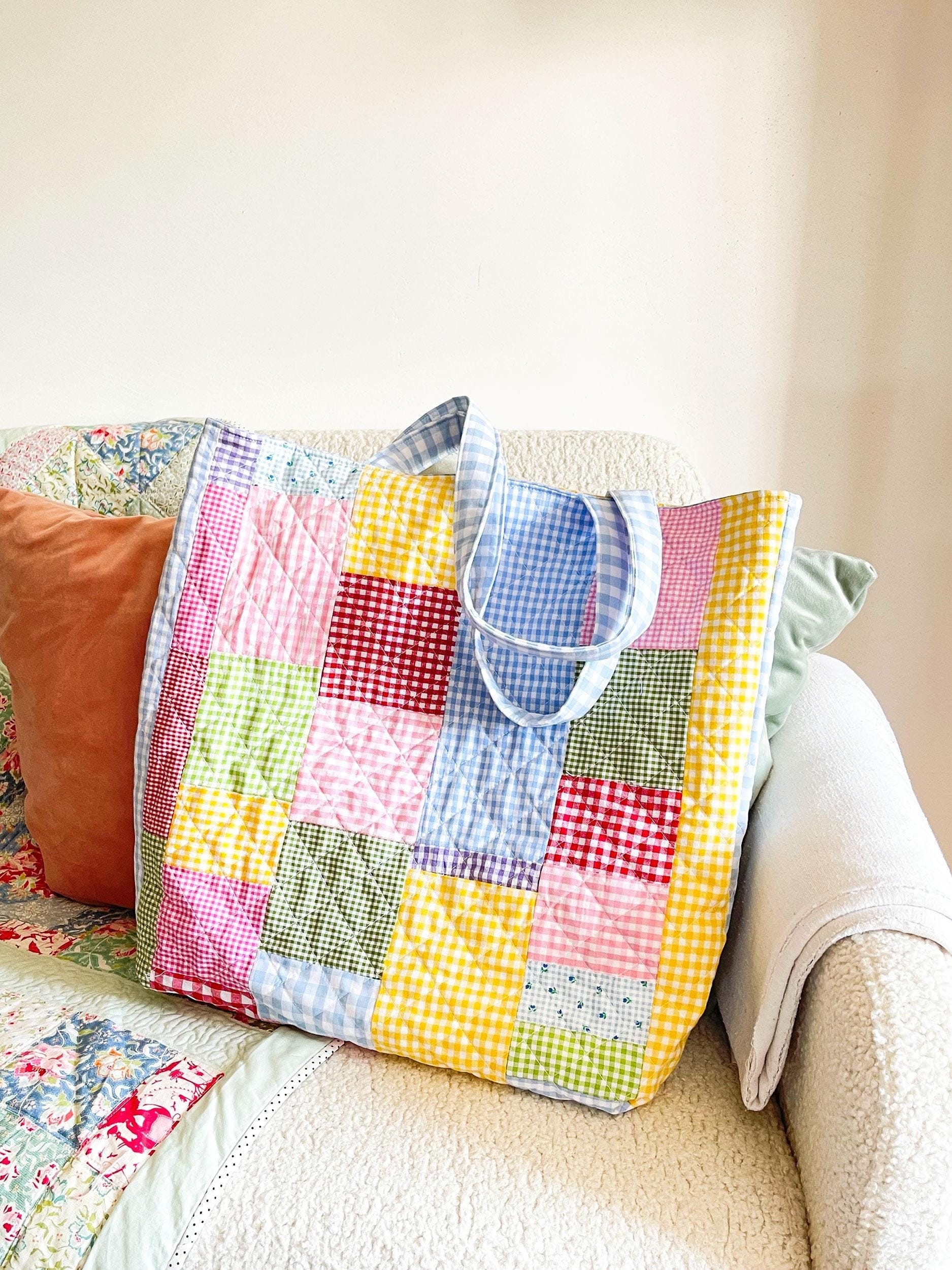 Große Gingham Patchwork Einkaufstasche - Handgemachte Baumwollmarkttasche, Große Strandtasche, Bunte Wiederverwendbare Große Gingham Patchwork Einkaufstasche - Handgemachte Baumwollmarkttasche, Große Strandtasche, Bunte Wiederverwendbare von Tatiamakes