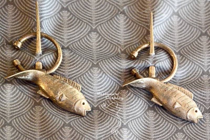Edelstahl Catelyn Stark Oder Sansa Kostüm Inspiriert Tully Fisch Brosche Penannular Pin Cosplay, Forelle Verschluss 3D Gedruckter Stahl Edelstahl Catelyn Stark Oder Sansa Kostüm Inspiriert Tully Fisch Brosche Penannular Pin Cosplay, Forelle Verschluss 3D Gedruckter Stahl von TatianartCosplay