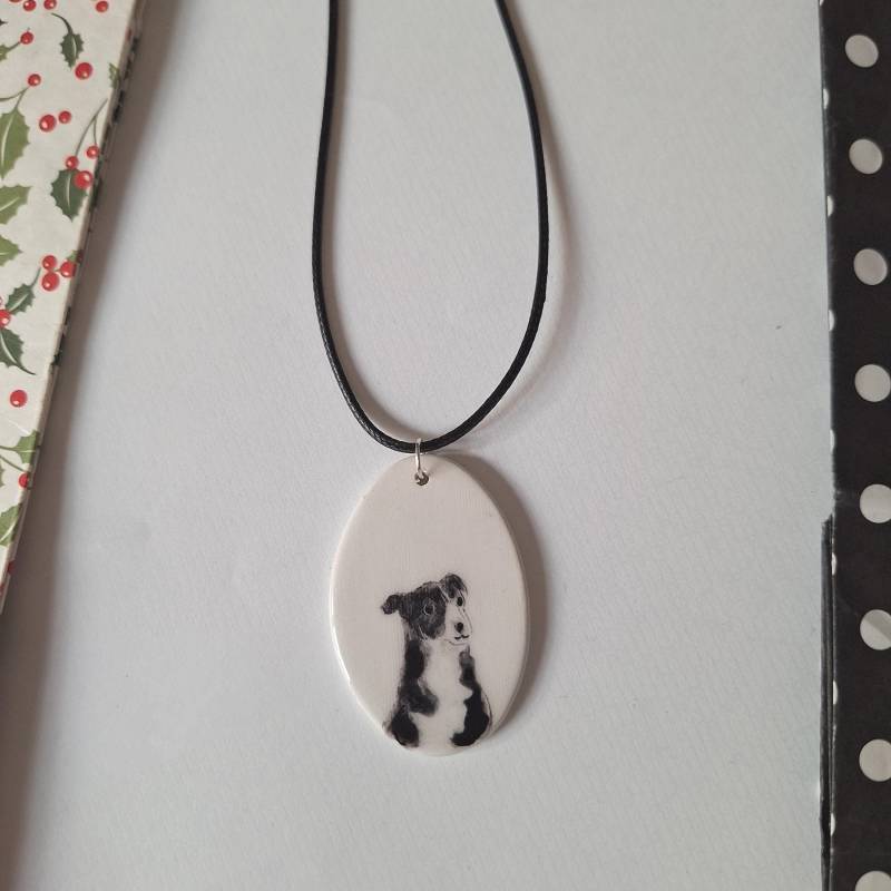 Handbemalte Keramik Halskette Border Collie Hundeliebhaber Anhänger von TatjanaCeramics