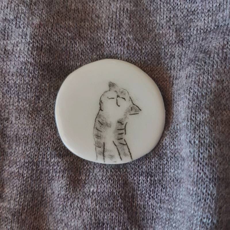 Handbemalte Keramik Tabby Katze Brosche Katzenliebhaber Geschenk Handbemalte Keramik Tabby Katze Brosche Katzenliebhaber Geschenk von TatjanaCeramics