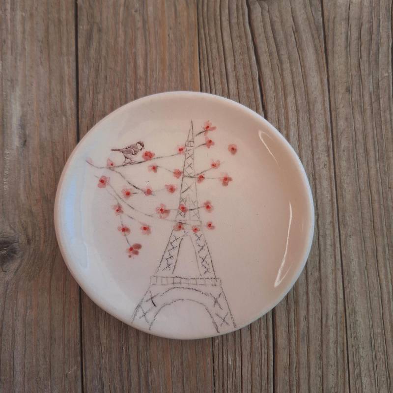 Handbemalte Ringschale Aus Keramik, Eiffelturm Paris Decor Handbemalte Ringschale Aus Keramik, Eiffelturm Paris Decor von TatjanaCeramics