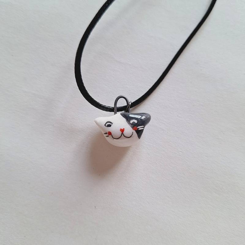 Handgemachte Keramik-Katzenkette Schwarzer Ohrschmuck, Katzenmama Schmuck von TatjanaCeramics
