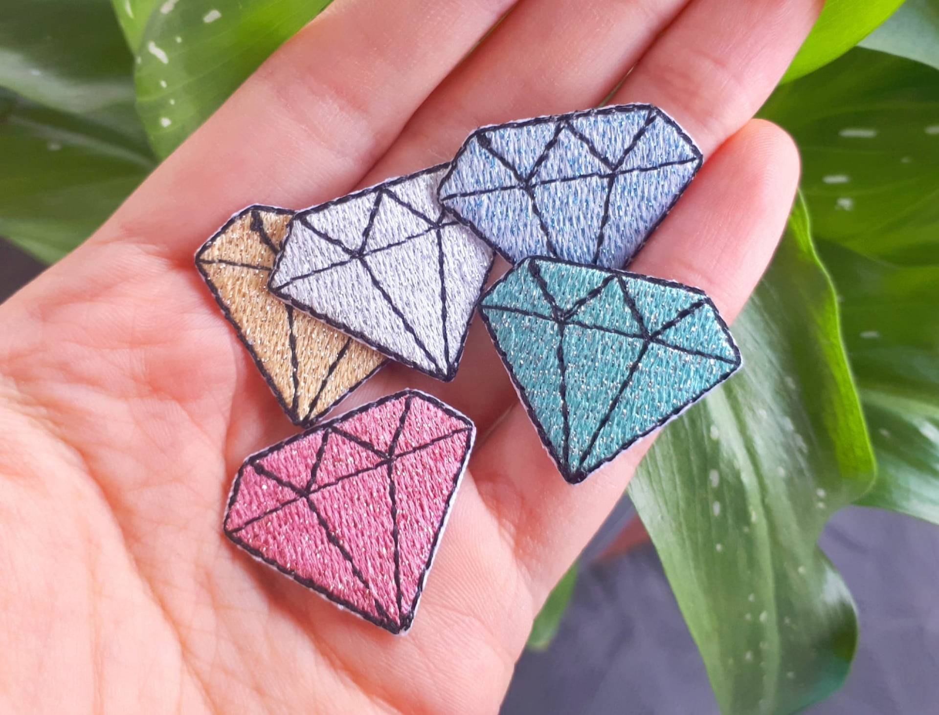 Iron-On Patch Diamant | 5 Farben Glitzernd Glänzend - Winzig Aufbügel Aufbügler Aufnäher Applique Embroidered Iron-On Patch Diamant | 5 Farben Glitzernd Glänzend - Winzig Aufbügel Aufbügler Aufnäher Applique Embroidered von TatjanaStickerei