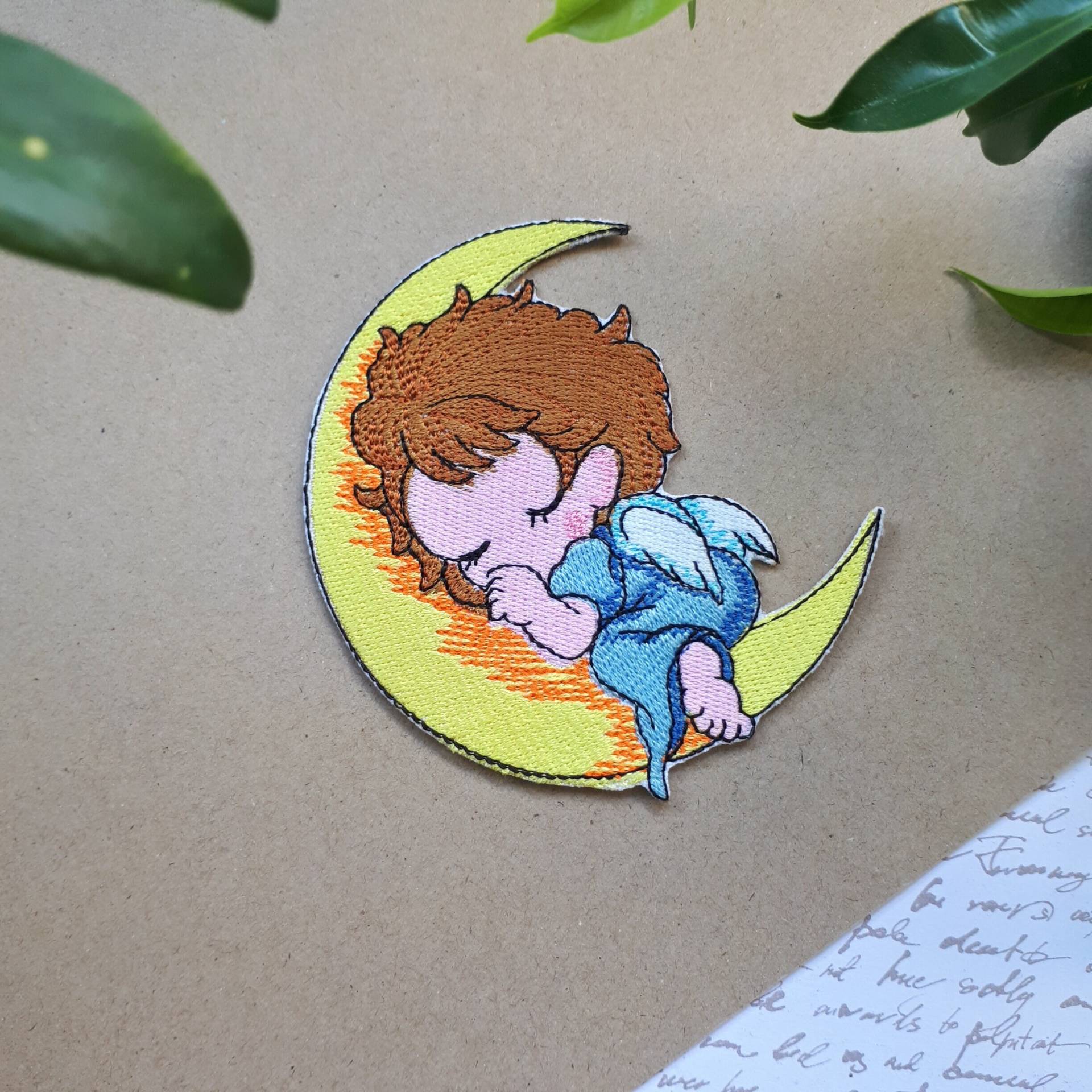 Iron-On Patch Engelchen Mond Schutzengel Gute Nacht Aufbügel Aufbügler Aufnäher Iron-On Patch Engelchen Mond Schutzengel Gute Nacht Aufbügel Aufbügler Aufnäher von TatjanaStickerei