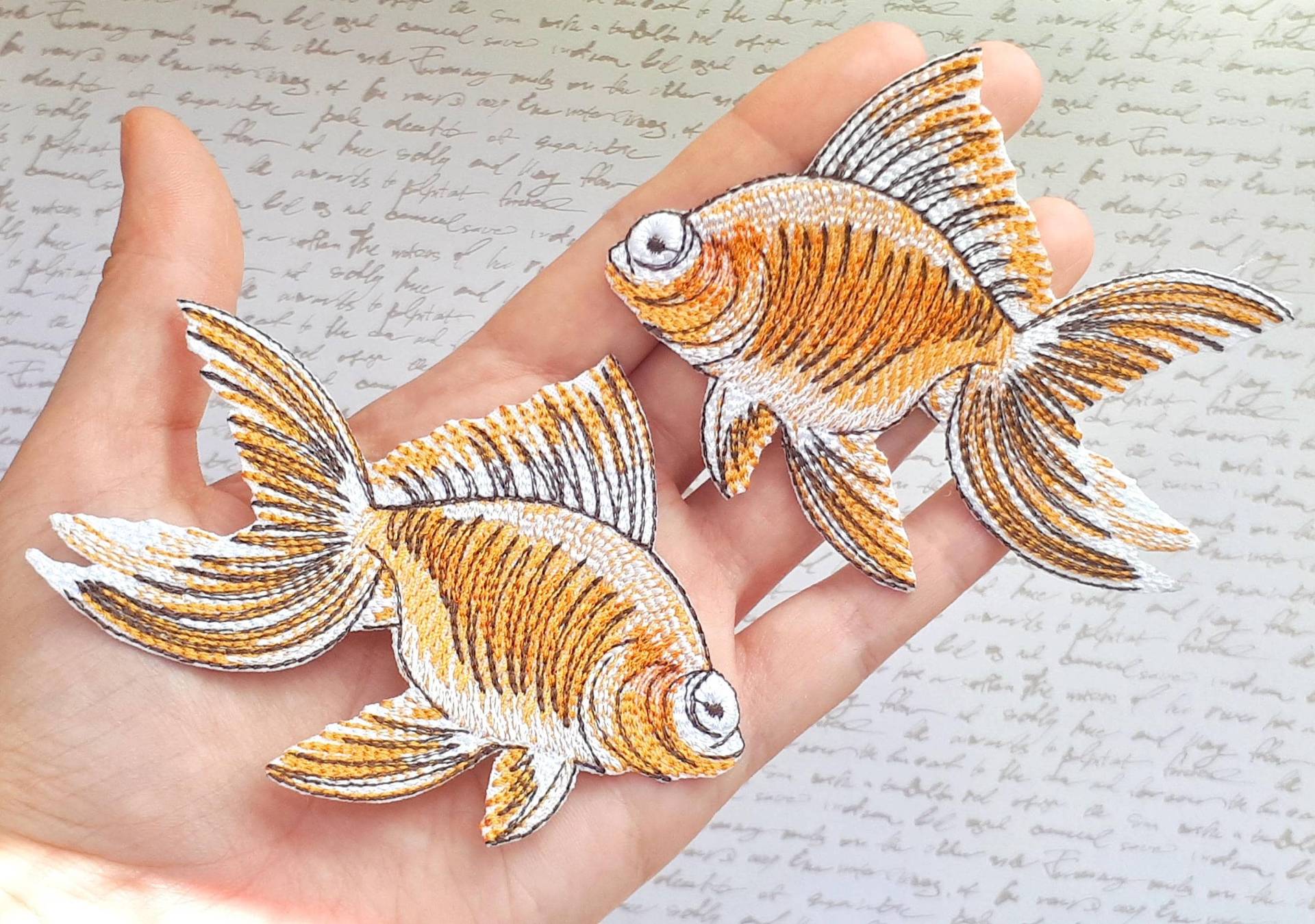 Iron-On Patch Goldfisch Drachenaugen Aufbügel Aufbügler Aufnäher Applique von TatjanaStickerei