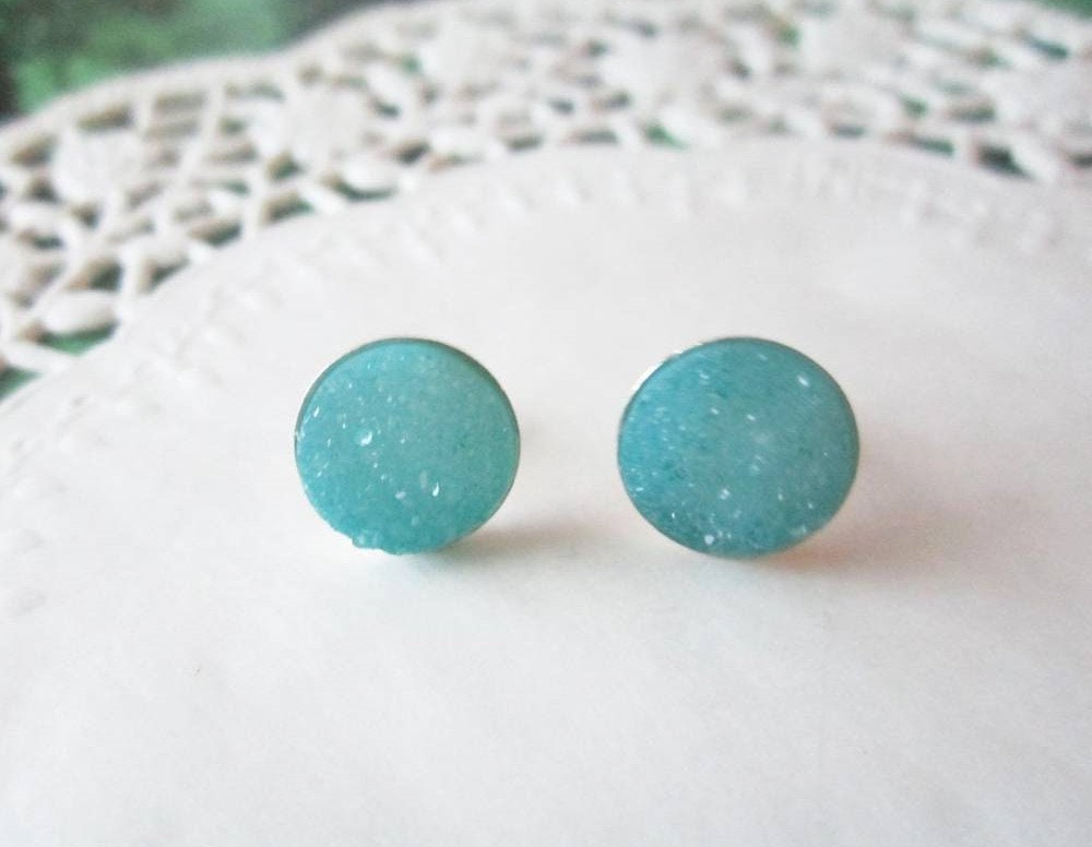 925 Sterling Silber Ohrstecker Mit Natürlichem Edelstein Cabochon Druzy Achat von TatjanasJewelry