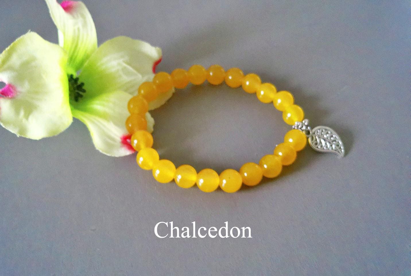 Damen Armband 2 Varianten Zur Auswahl Gelbtöne, 15 Anhängern von TatjanasJewelry