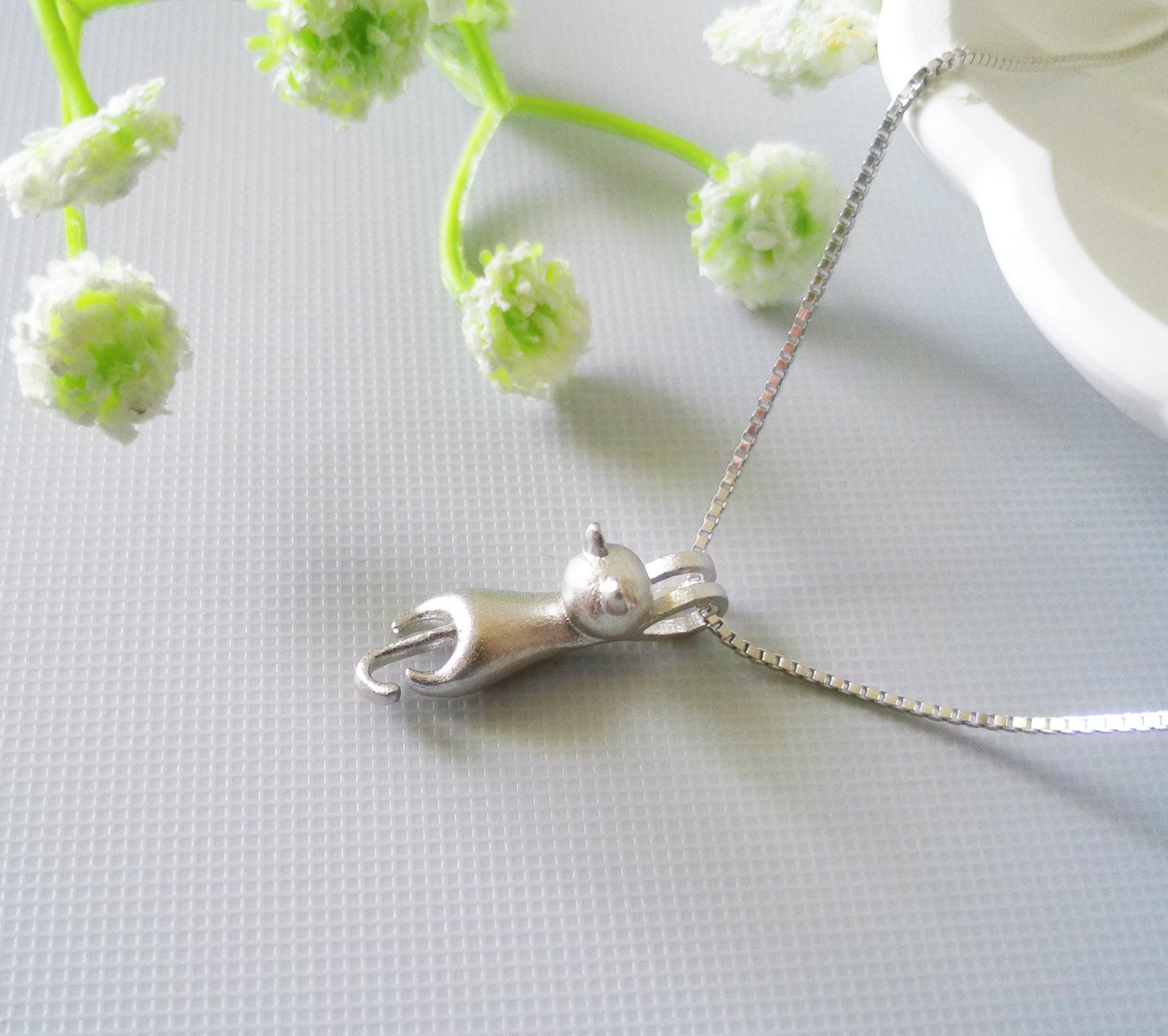 Halskette Aus 925Er Sterling Silber Mit Einem Kätzchen Anhänger 3D Matt von TatjanasJewelry