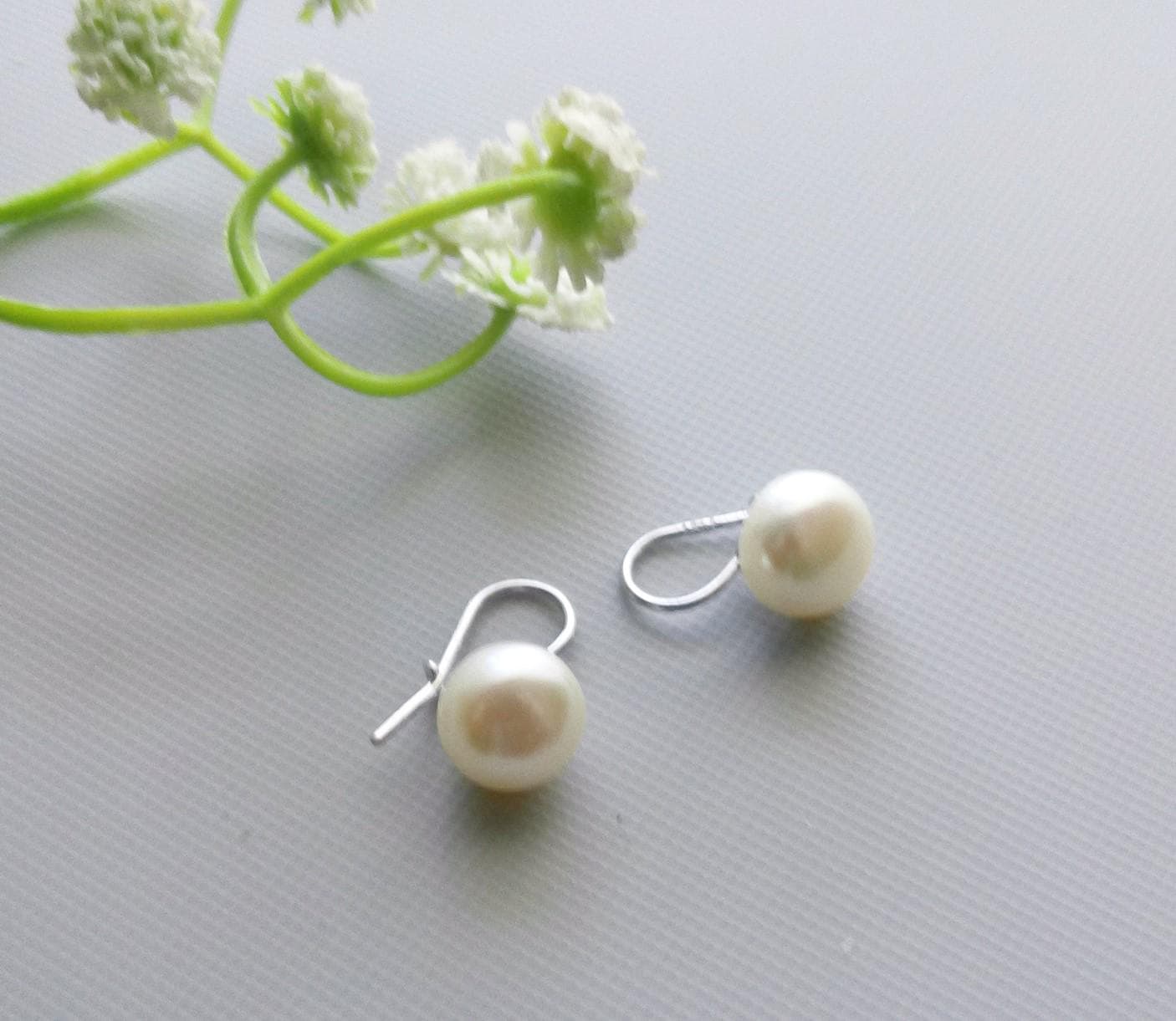 Natürliche Süßwasser Weiße Perle Ohrringe 925 Sterling Silber Luxusschmuck Brautschmuck von TatjanasJewelry