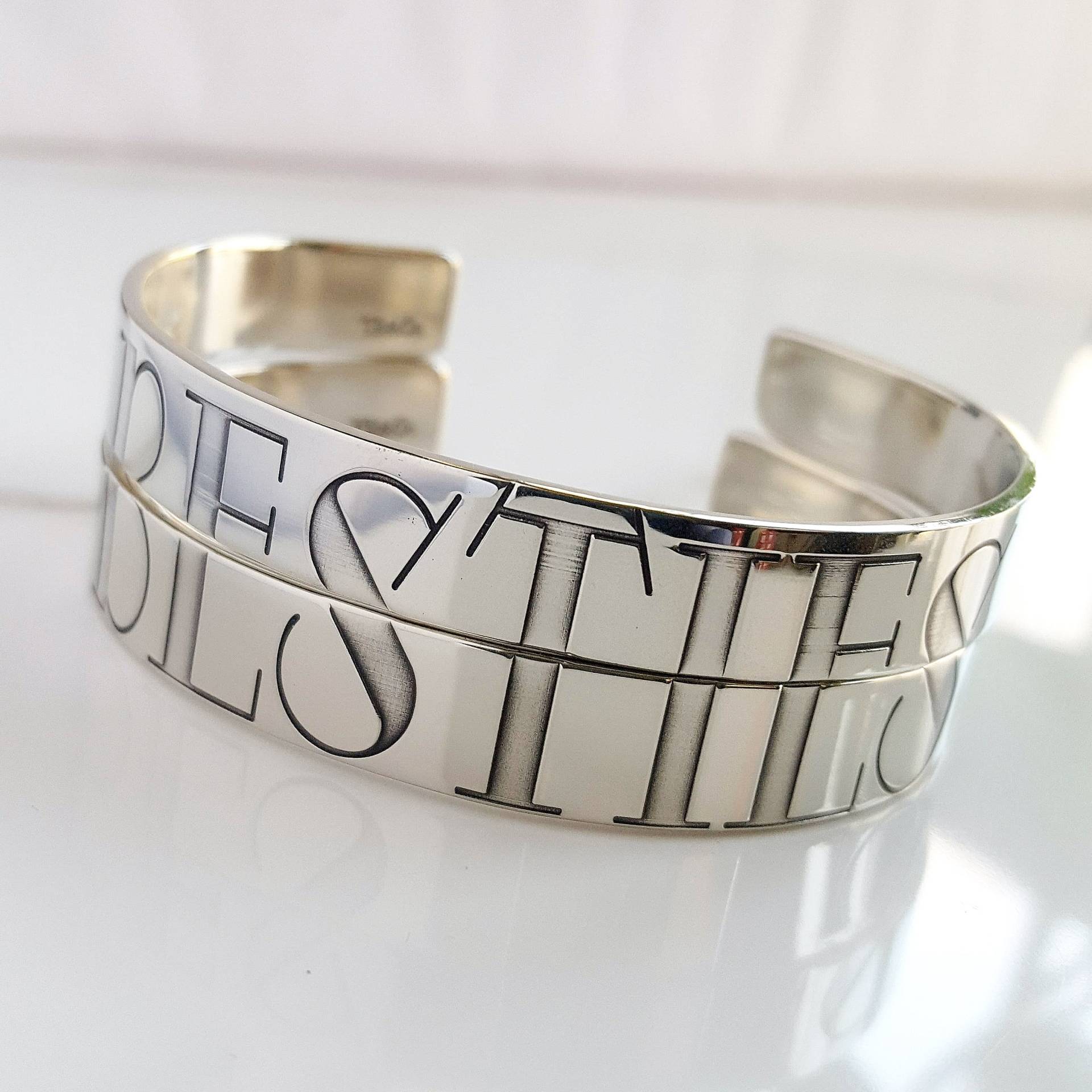 Freundschaftsarmband Set. Personalisierte Bestie Split Manschette. Geschenk Für Beste Freundin. Tatumbradleyco von TatumBradleyCo