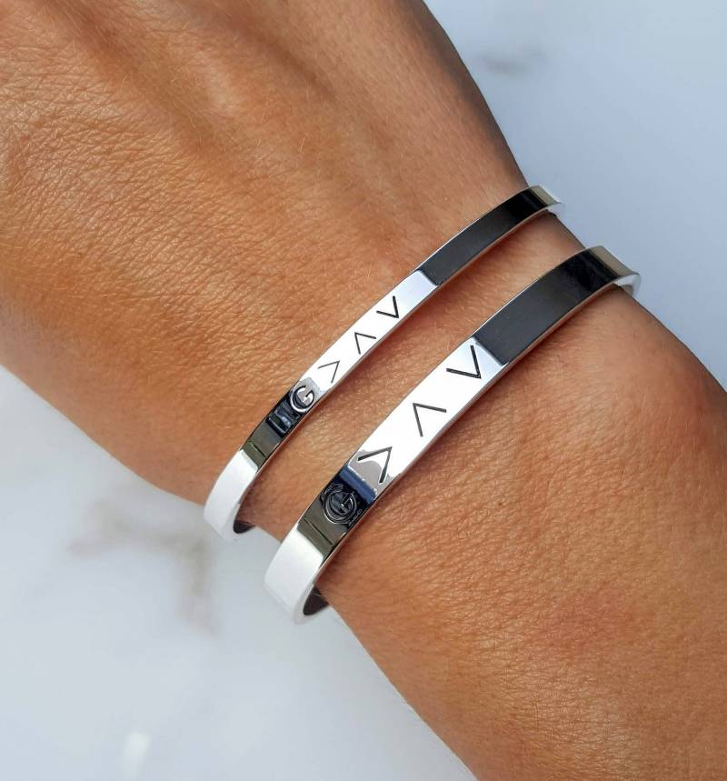 Gott Ist Größer Als Die Höhen Und Tiefen Armband. Solid Sterling Silber Manschette Armband . Größerer Schmuck. Tatumbradleyco Gott Ist Größer Als Die Höhen Und Tiefen Armband. Solid Sterling Silber Manschette Armband . Größerer Schmuck. Tatumbradleyco von TatumBradleyCo