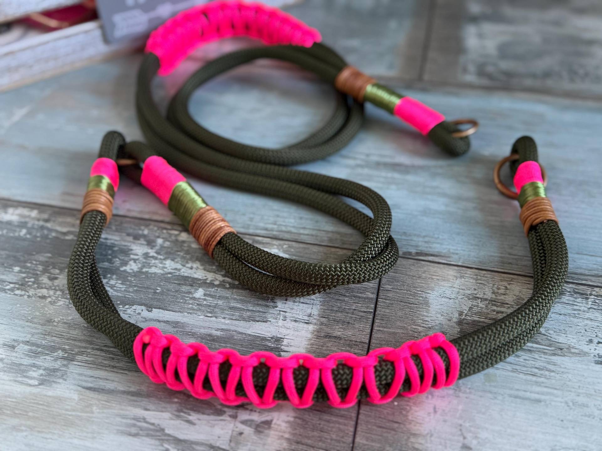 Taschenriemen Handyband Taschengurt Schultergurt Bag Strap Paracord Verstellbar Taschenriemen Handyband Taschengurt Schultergurt Bag Strap Paracord Verstellbar von TauForDogs