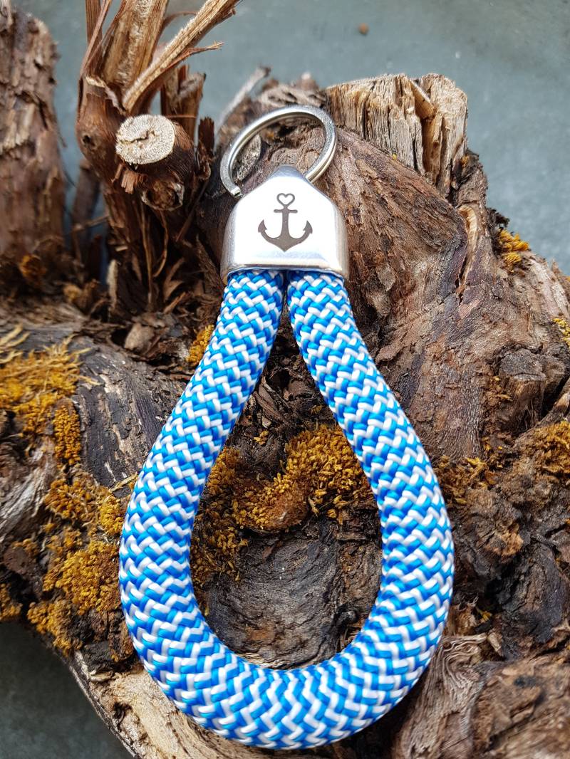 Schlüsselanhänger Aus Segeltau/Segelseil, Mit Silberfarbener Endkappe "Anker Herz" , Auf Wunsch Mini-Anhänger von TauderGschpusi