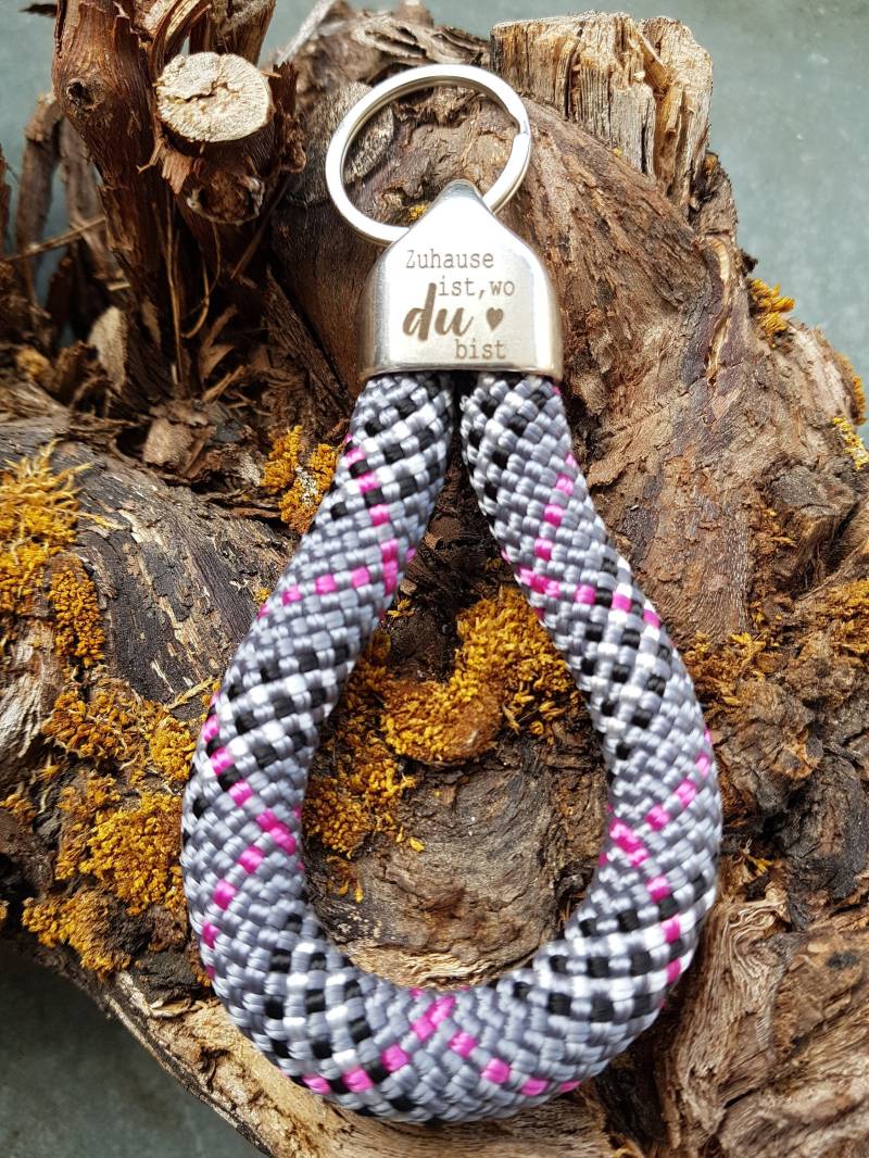 Schlüsselanhänger Aus Segeltau/Segelseil, Mit Versilberter Endkappe "Zuhause Ist Wo Du Bist" , Auf Wunsch Mini-Anhänger von TauderGschpusi