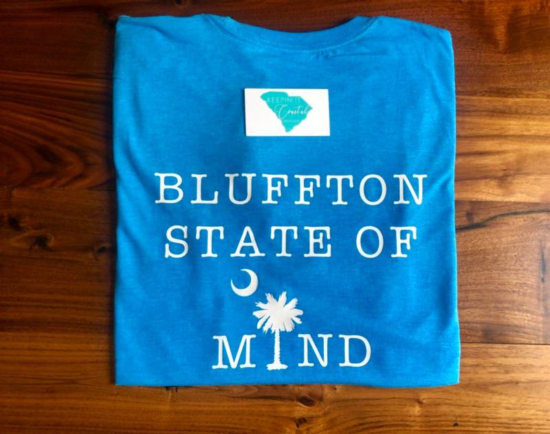 Bluffton Zustand Des Geistes Shirt - Lowcountry Palmetto Baum Und Mond Lokale Shirts Benutzerdefinierte Bluffton Zustand Des Geistes Shirt - Lowcountry Palmetto Baum Und Mond Lokale Shirts Benutzerdefinierte von TayloredtoCreateSC