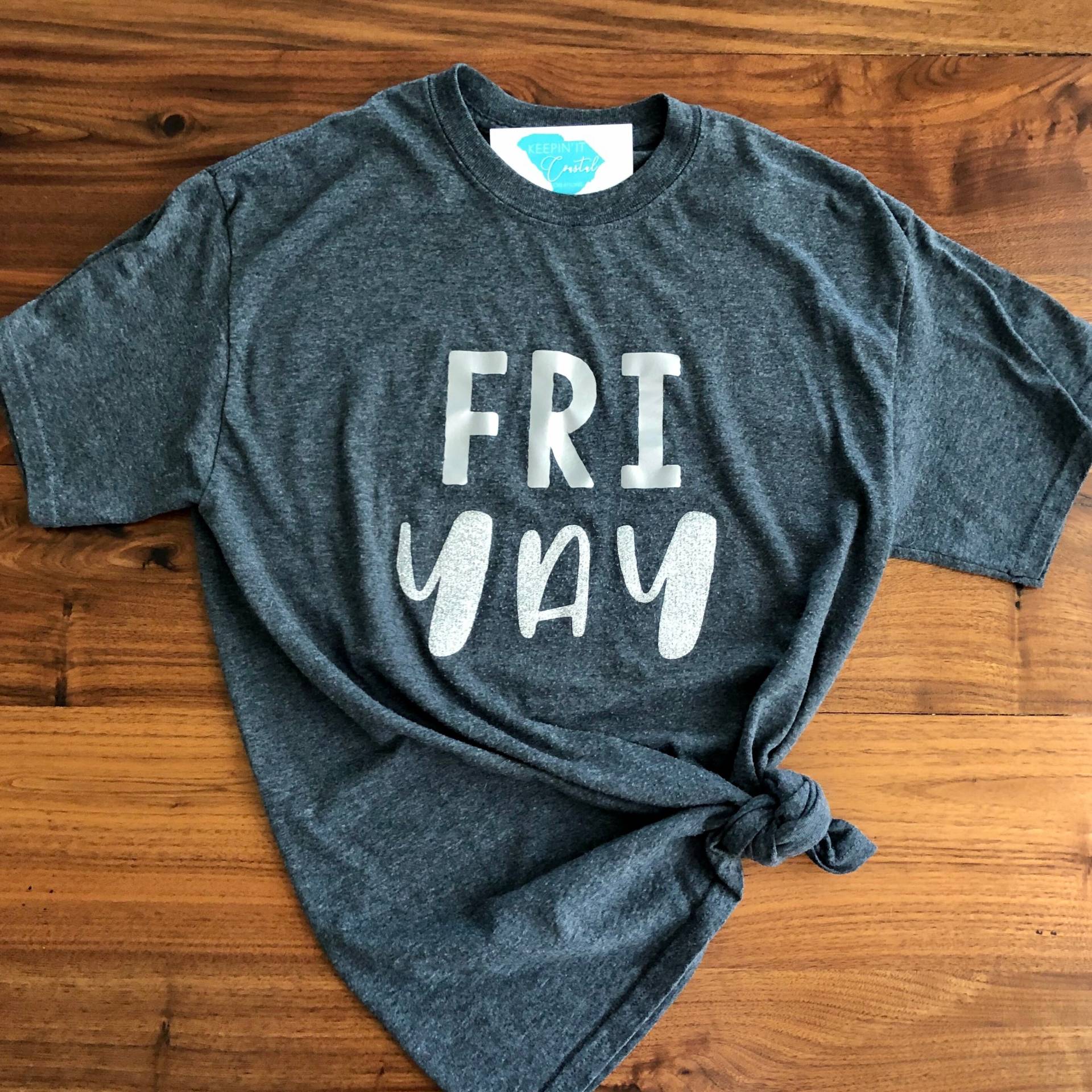 Friyay Shirt - Freitag -Wochenende Vibes- Wochenende Tgif Friyay Shirt - Freitag -Wochenende Vibes- Wochenende Tgif von TayloredtoCreateSC