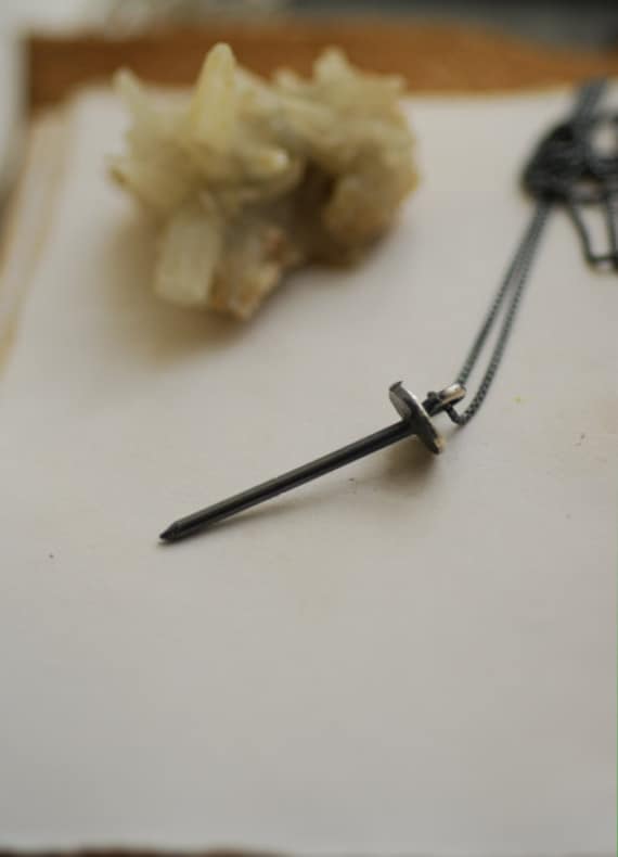 Nagel Halskette Sterling Silber, Herren Unisex Anhänger, Schwarz Spike Schmuck von TaylorsEclectic